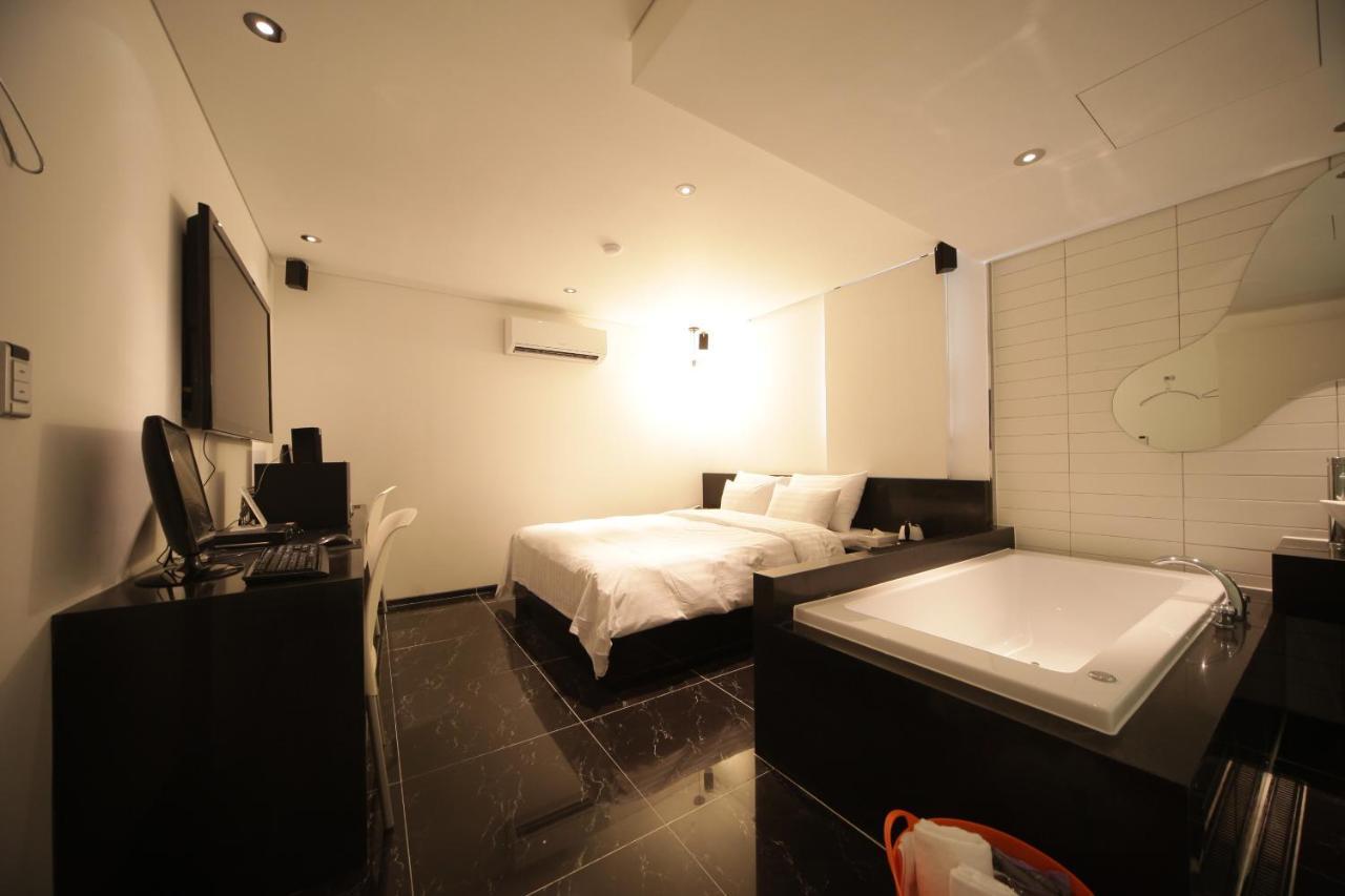 Hotel Pop Jongno Seul Esterno foto